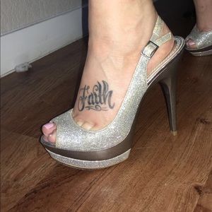 Silver glitter peep toe pumps